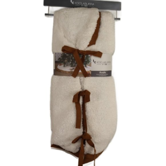 Koolaburra by UGG Australia Faux Suede Sherpa Koola Christmas Tree Skirt - Picture 1 of 3